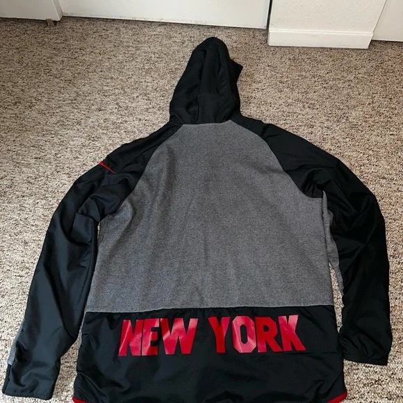NY Giants Limited Edition Hoodie - Picture 2 of 5